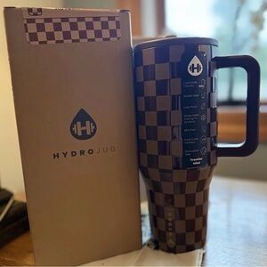 HydroJug Brown Checkered Tumbler